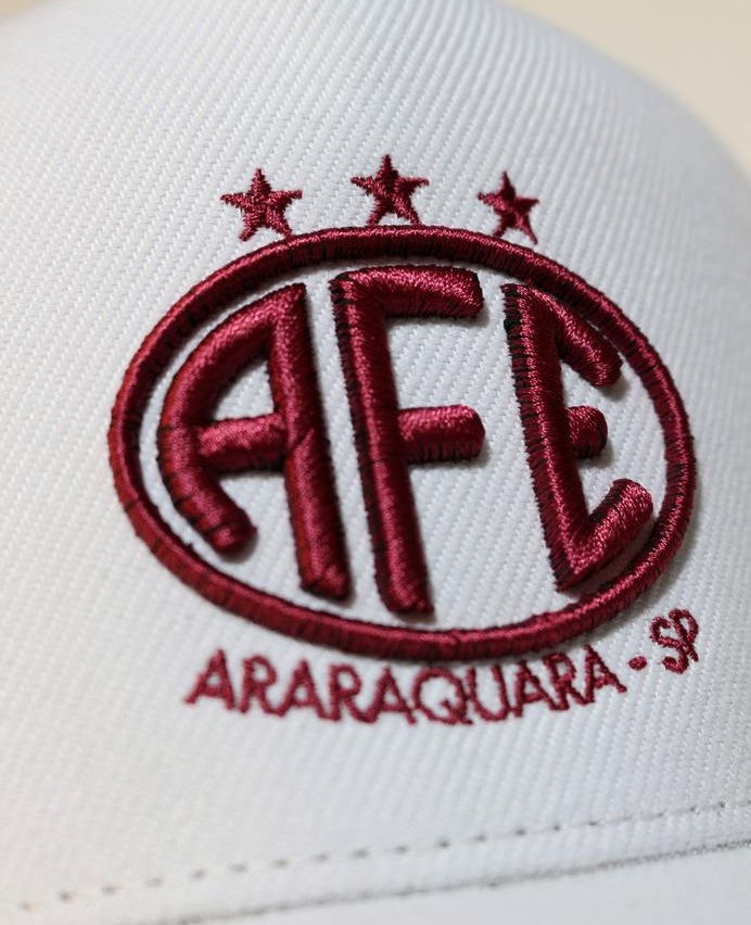 Bordado Direto na Peça